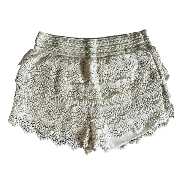 Justify Cream Lace Mini Skort - Picture 2 of 8
